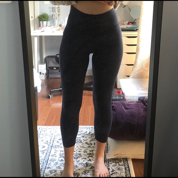 Lululemon leggings!! - Picture 6 of 7